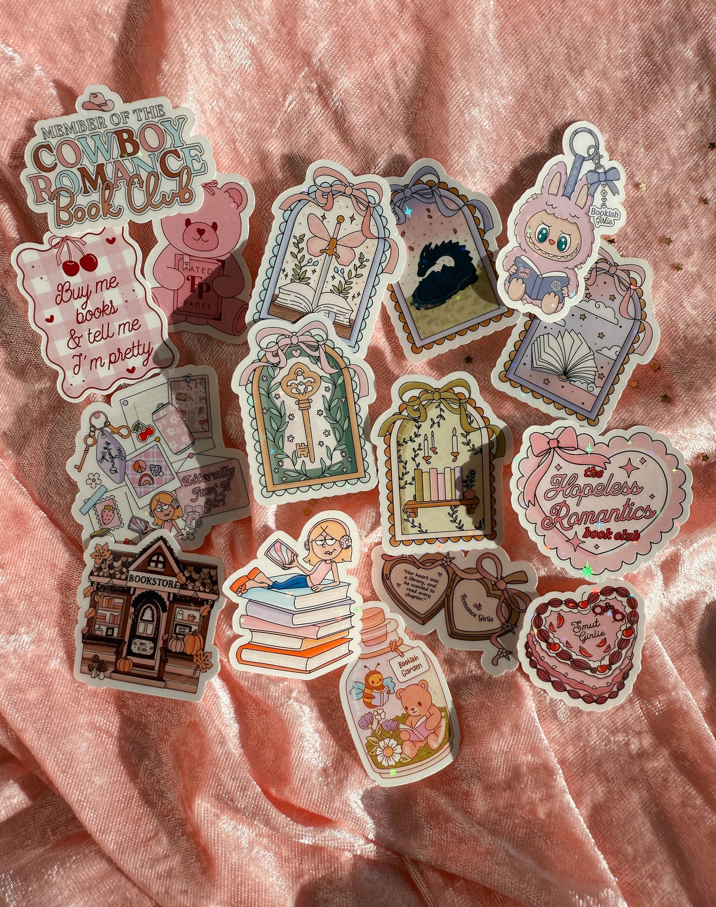 Hopeless Romantics Book Club Scalloped Heart | Bookish Kindle Sticker