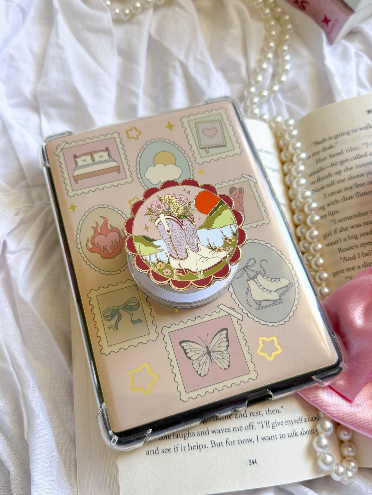 Sunset Cowgirl E-Reader Grip