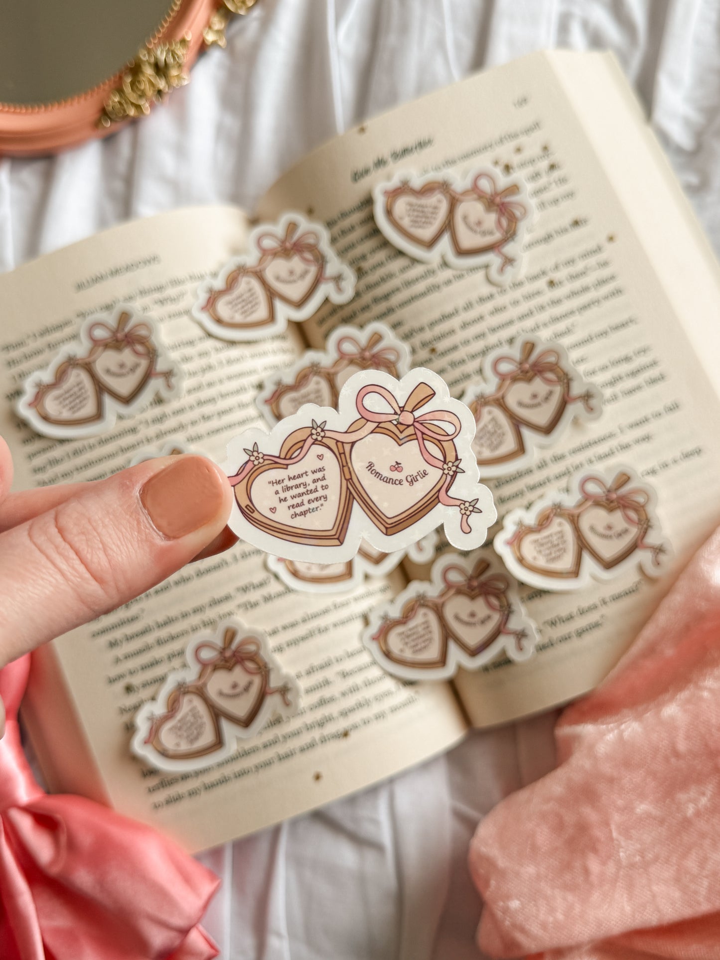 Romance Girlie Heart Locket | Bookish Kindle Sticker
