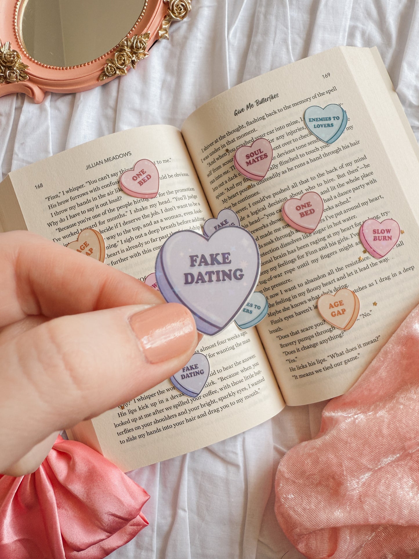 Book Trope Conversation Hearts | Kindle Sticker